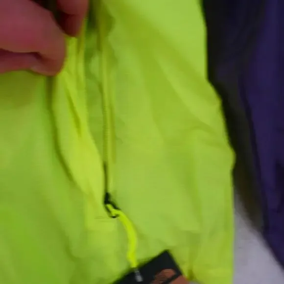 NEW The North Face Men's Medium Cyclone Jacket 3  Black Yellow Water Repellant - Picture 4 of 13